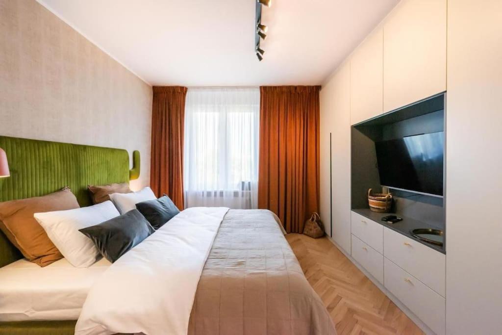 Eclectic City Apartment Near Old Town Warschau Exterior foto