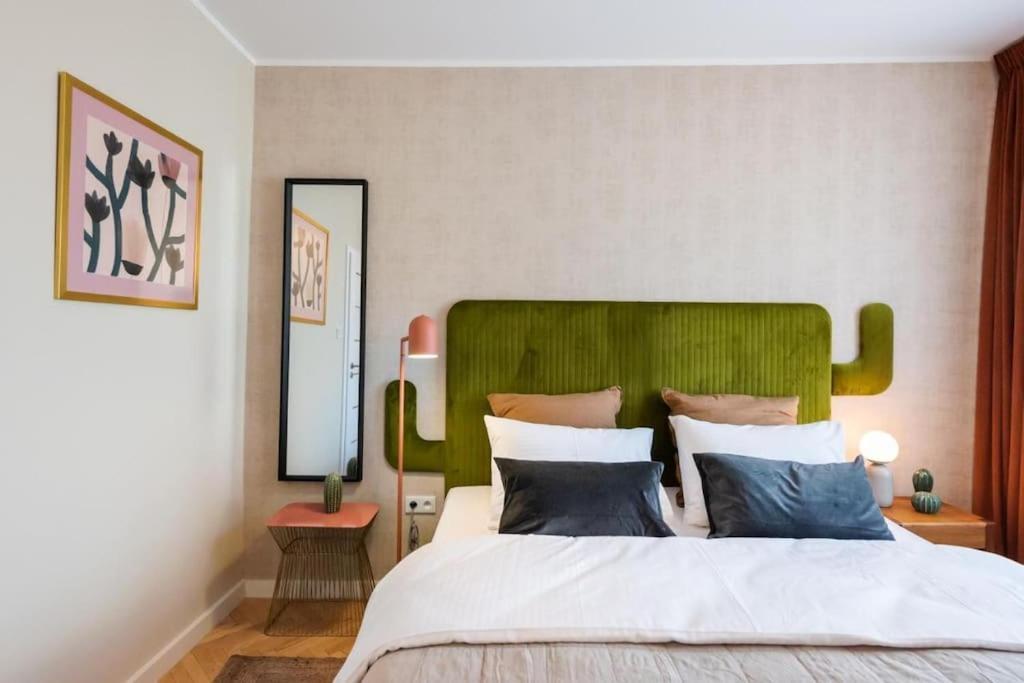Eclectic City Apartment Near Old Town Warschau Exterior foto