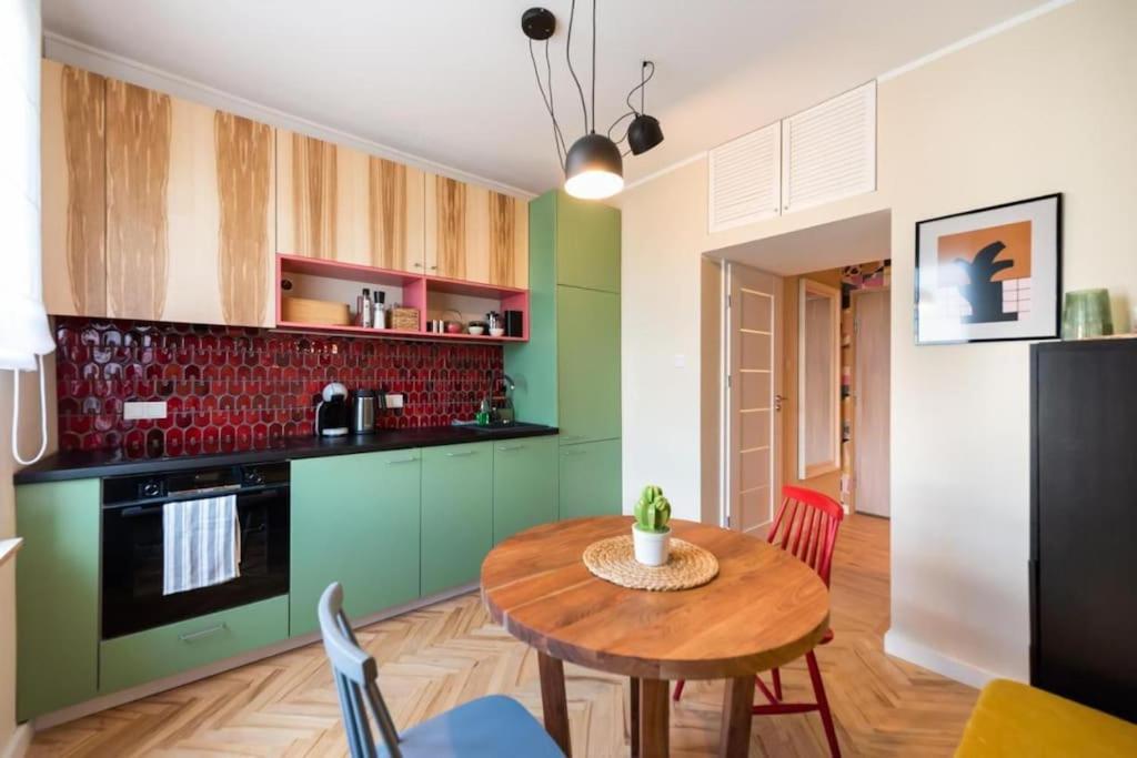 Eclectic City Apartment Near Old Town Warschau Exterior foto